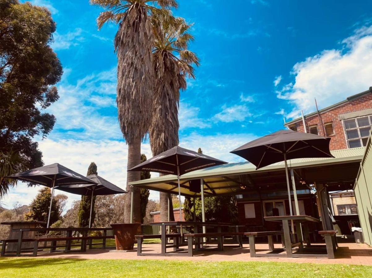 Donnybrook Hotel Wa Exteriér fotografie